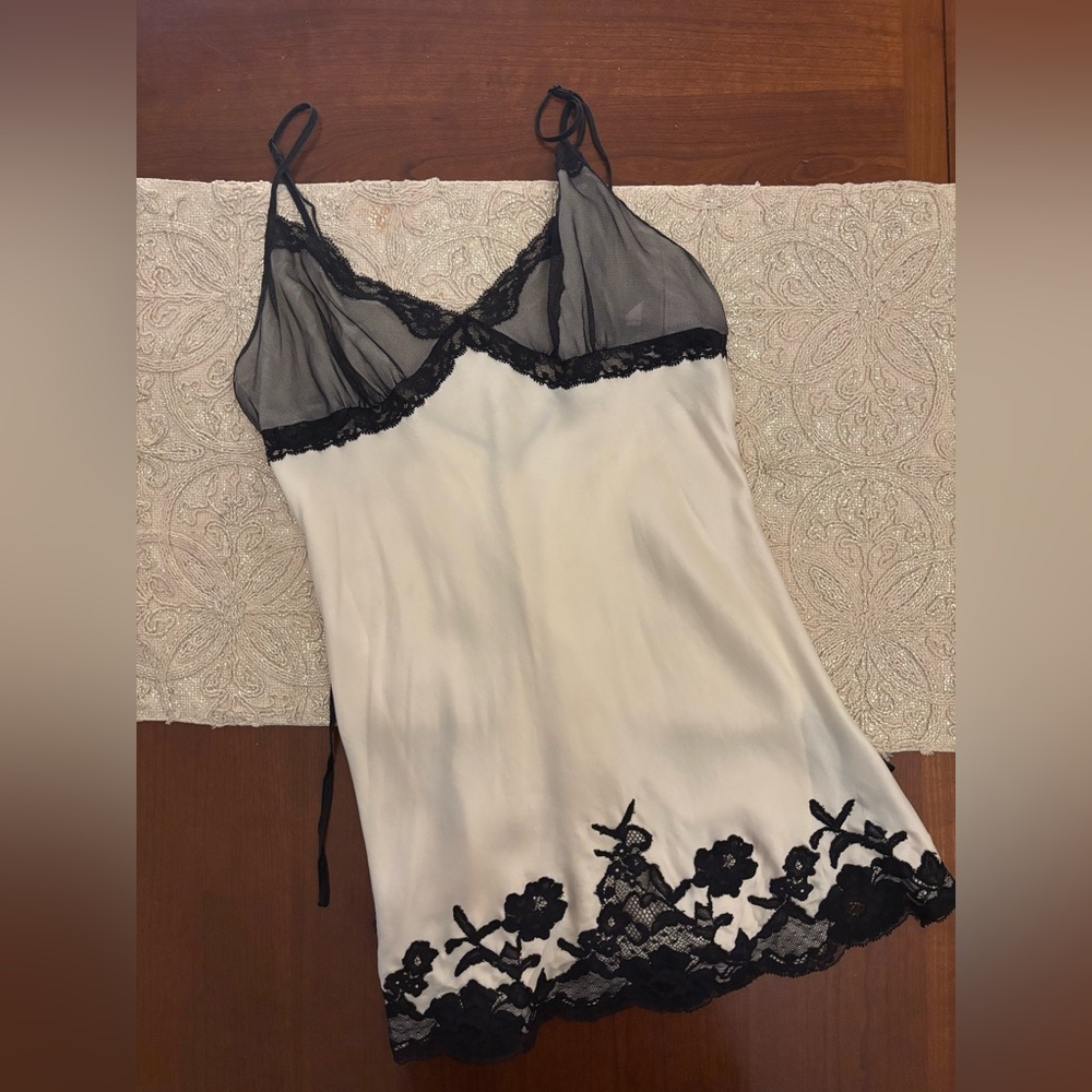 Victoria’s Secret Elegant Black and White Lace Chemise